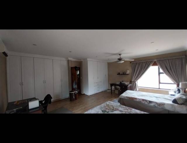 3 BEDROOM HOUSE FOR SALE IN KENSINGTON